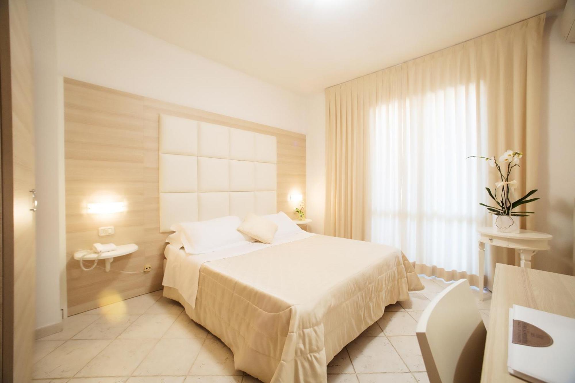 Hotel Rosmarina Marina di Grosseto Eksteriør bilde